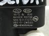 Windscreen washer pump from a Hyundai i20 (GBB) 1.0 T-GDI 100 12V 2018