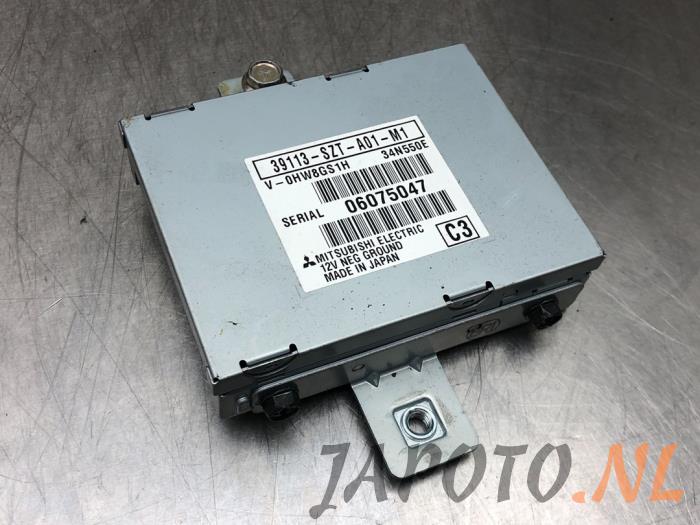 Używane Modul USB Honda CR-Z (ZF1) 1.5 Hybrid 16V Cena € 52,45 Procedura marży oferowane przez Japoto Parts B.V.