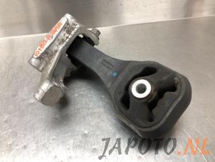Used Gearbox mount Honda CR-Z (ZF1) 1.5 Hybrid 16V Price € 24,95 Margin scheme offered by Japoto Parts B.V.