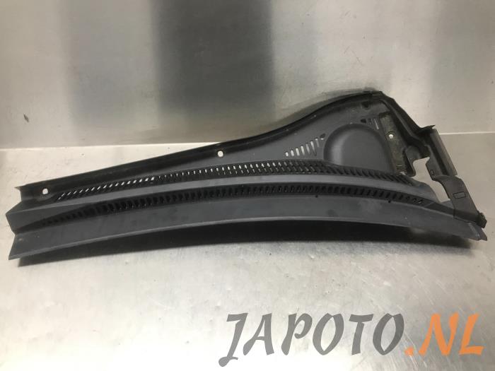 Używane Parawan Suzuki SX4 (EY/GY) 1.6 16V VVT Comfort,Exclusive Autom. Cena € 26,20 Procedura marży oferowane przez Japoto Parts B.V.