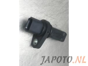 Used Camshaft sensor Mitsubishi Outlander (GF/GG) 2.4 16V PHEV 4x4 Price € 34,95 Margin scheme offered by Japoto Parts B.V.