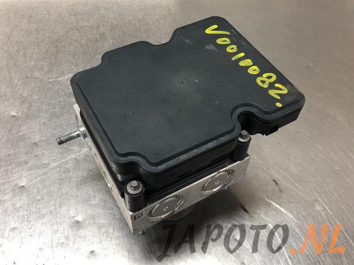 Begagnade ABS-pump Nissan Micra (K13) 1.2 12V Pris € 131,25 Marginaltabell erbjuds av Japoto Parts B.V.