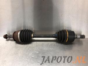 Usagé Arbre de transmission avant gauche Mazda 6 SportBreak (GJ/GH/GL) 2.2 SkyActiv-D 150 16V Prix € 149,95 Règlement à la marge proposé par Japoto Parts B.V.