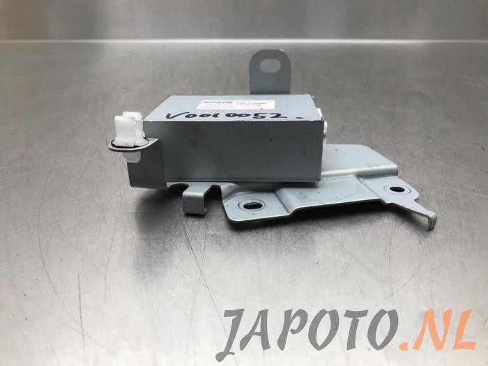 Używane Modul kamery Nissan Note (E12) 1.2 68 Cena € 131,24 Procedura marży oferowane przez Japoto Parts B.V.