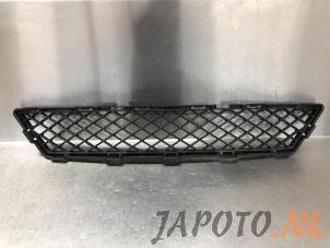 Used Grille Nissan Note (E12) 1.2 68 Price € 39,99 Margin scheme offered by Japoto Parts B.V.