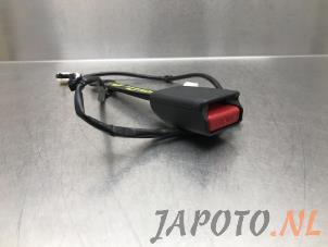 Used Front seatbelt buckle, right Nissan Note (E12) 1.2 68 Price € 14,95 Margin scheme offered by Japoto Parts B.V.
