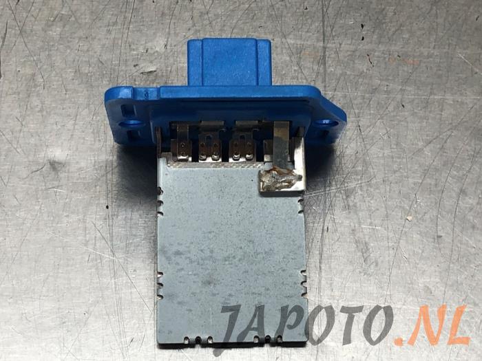 Heater resistor from a Hyundai i10 (B5) 1.2 16V 2016