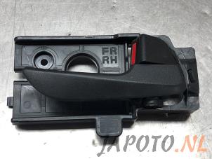 Used Front door handle 4-door, right Hyundai i10 (B5) 1.2 16V Price € 14,99 Margin scheme offered by Japoto Parts B.V.
