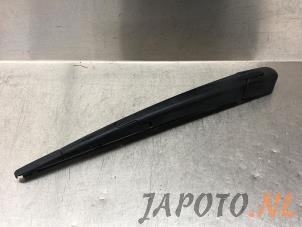 Used Rear wiper arm Hyundai i10 (B5) 1.2 16V Price € 19,95 Margin scheme offered by Japoto Parts B.V.