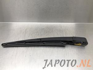 Used Rear wiper arm Hyundai i10 (B5) 1.0 12V Price € 19,95 Margin scheme offered by Japoto Parts B.V.
