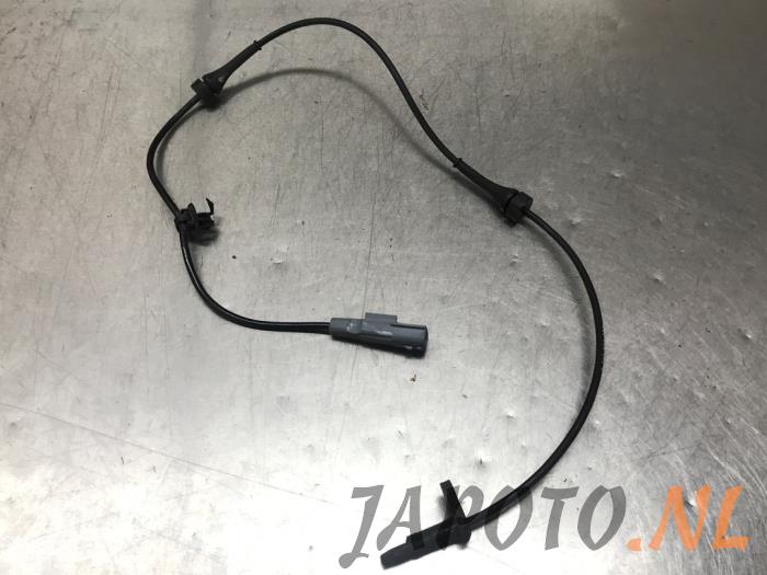 Begagnade ABS-sensor Nissan Micra (K14) 1.0 IG-T 100 Pris € 41,95 Marginaltabell erbjuds av Japoto Parts B.V.