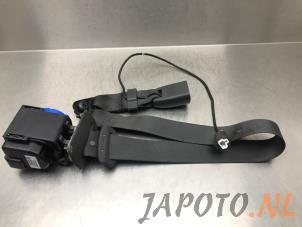 Used Rear seatbelt, centre Chevrolet Spark (M300) 1.2 16V Price € 29,95 Margin scheme offered by Japoto Parts B.V.