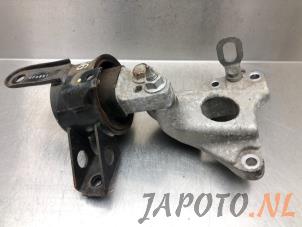 Gebrauchte Getriebe Halterung Chevrolet Spark (M300) 1.2 16V Preis € 29,95 Margenregelung angeboten von Japoto Parts B.V.