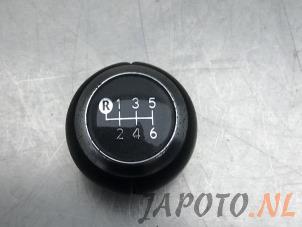 Used Gear stick knob Toyota Auris Touring Sports (E18) 1.2 T 16V Price € 24,95 Margin scheme offered by Japoto Parts B.V.