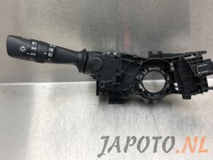 Used Light switch Toyota Auris Touring Sports (E18) 1.2 T 16V Price € 34,95 Margin scheme offered by Japoto Parts B.V.