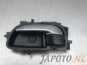Used Rear door handle 4-door, left Toyota Auris Touring Sports (E18) 1.2 T 16V Price € 14,99 Margin scheme offered by Japoto Parts B.V.
