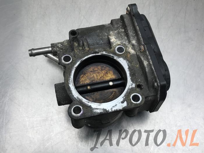 Usagé Boitier papillon Toyota Avensis (T25/B1B) 1.8 16V VVT-i Prix € 52,45 Règlement à la marge proposé par Japoto Parts B.V.