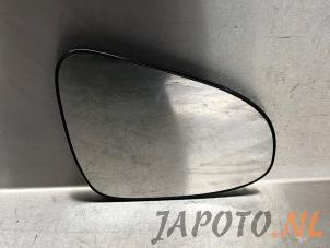 Used Mirror glass, right Toyota Auris Touring Sports (E18) 1.2 T 16V Price € 24,95 Margin scheme offered by Japoto Parts B.V.