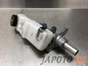 Usagé Cylindre de frein principal Toyota Auris Touring Sports (E18) 1.2 T 16V Prix € 65,00 Règlement à la marge proposé par Japoto Parts B.V.