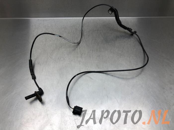 Begagnade ABS-sensor Suzuki Swace 1.8 16V Hybrid Pris € 36,70 Marginaltabell erbjuds av Japoto Parts B.V.