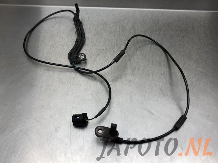 Begagnade ABS-sensor Suzuki Swace 1.8 16V Hybrid Pris € 36,70 Marginaltabell erbjuds av Japoto Parts B.V.
