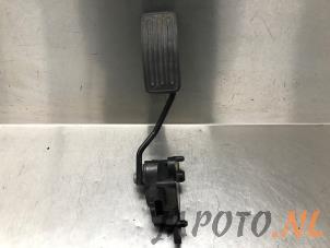 Used Accelerator pedal Nissan Qashqai+2 Price € 49,95 Margin scheme offered by Japoto Parts B.V.