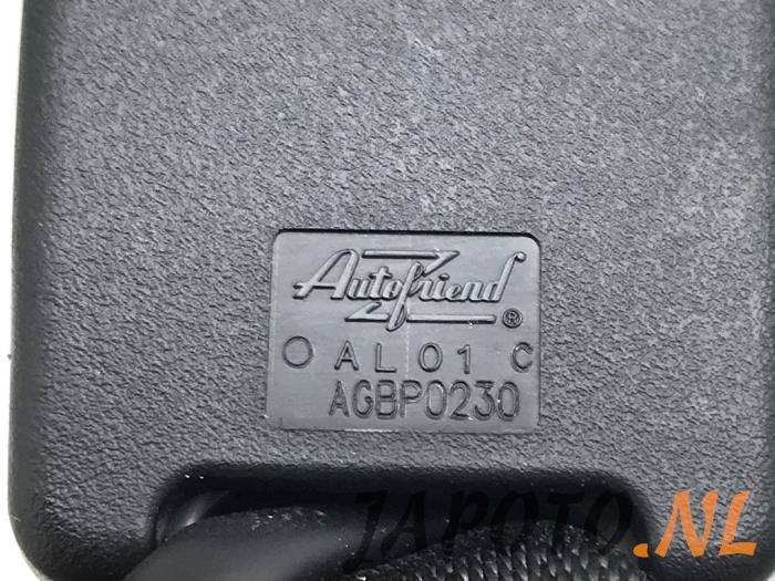 Insertion ceinture de sécurité arrière droite d'un Mazda 6 SportBreak (GJ/GH/GL) 2.2 SkyActiv-D 150 16V 2015