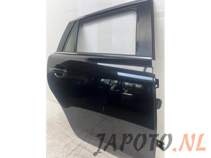 Tür 4-türig rechts hinten van een Mazda 6 SportBreak (GJ/GH/GL) 2.2 SkyActiv-D 150 16V 2015