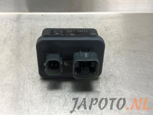 Used Glow plug relay Mazda 6 SportBreak (GJ/GH/GL) 2.2 SkyActiv-D 150 16V Price € 29,95 Margin scheme offered by Japoto Parts B.V.