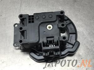 Used Heater valve motor Mazda 6 SportBreak (GJ/GH/GL) 2.2 SkyActiv-D 150 16V Price € 24,95 Margin scheme offered by Japoto Parts B.V.