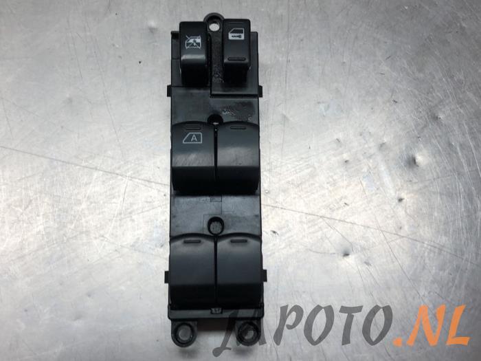 Usados Interruptor combinado de ventanillas Subaru Impreza III (GH/GR) 2.0D AWD Precio € 78,70 Norma de margen ofrecido por Japoto Parts B.V.