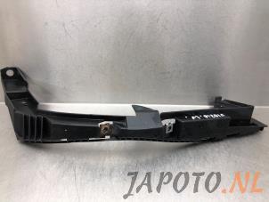 Used Front bumper bracket, left Subaru Impreza III (GH/GR) 2.0D AWD Price € 14,95 Margin scheme offered by Japoto Parts B.V.