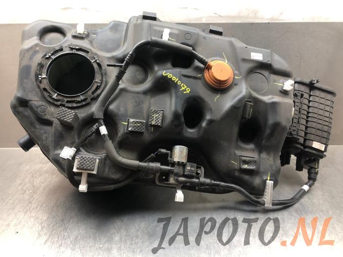 Używane Zbiornik Kia Sportage (NQ5E) 1.6 T-GDi Hybrid 16V AWD Cena € 103,95 Procedura marży oferowane przez Japoto Parts B.V.