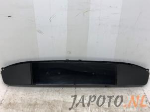 Usagé Support plaque d'immatriculation arrière Kia Sportage (NQ5) 1.6 T-GDi Hybrid 16V AWD Prix € 49,95 Règlement à la marge proposé par Japoto Parts B.V.