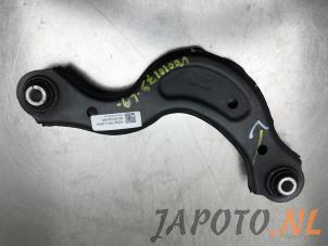 Usagé Bras de suspension haut arrière gauche Kia Sportage (NQ5) 1.6 T-GDi Hybrid 16V AWD Prix € 74,99 Règlement à la marge proposé par Japoto Parts B.V.