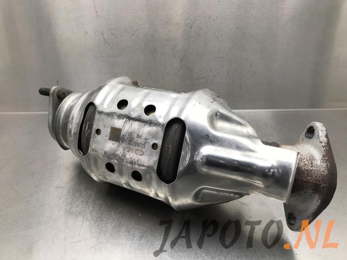 Catalytic converter Kia Sportage 1.6 TGDi Hybrid 16V AWD 92M705 G4FT