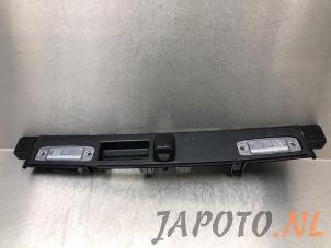 Used Registration plate light Kia Sportage (NQ5) 1.6 T-GDi Hybrid 16V AWD Price € 49,95 Margin scheme offered by Japoto Parts B.V.