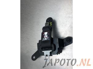 Used Rear seatbelt, centre Kia Sportage (NQ5) 1.6 T-GDi Hybrid 16V AWD Price € 99,95 Margin scheme offered by Japoto Parts B.V.