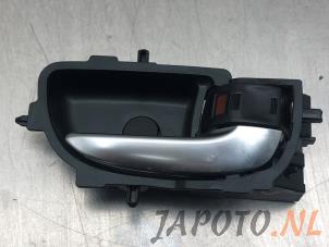 Used Front door handle 4-door, right Toyota Auris (E18) 1.8 16V Hybrid Price € 14,99 Margin scheme offered by Japoto Parts B.V.