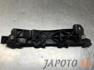 Used Front bumper bracket, right Hyundai iX35 (LM) 2.0 16V Price € 14,95 Margin scheme offered by Japoto Parts B.V.