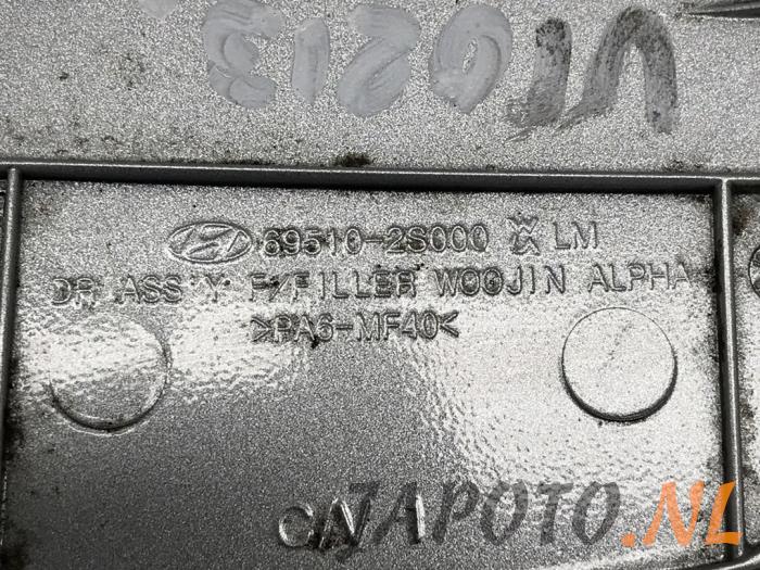 Tankklappe van een Hyundai iX35 (LM) 2.0 16V 2010