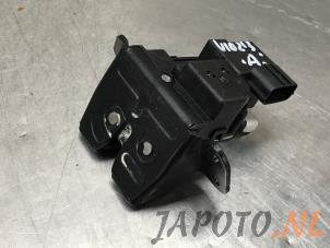 Used Tailgate lock mechanism Hyundai iX35 (LM) 2.0 16V Price € 74,95 Margin scheme offered by Japoto Parts B.V.