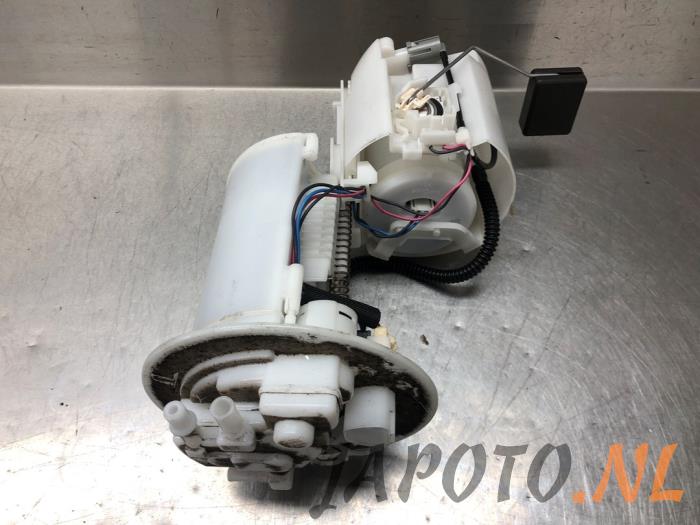 Begagnade Bensinpump Toyota Avensis Wagon (T27) 1.8 16V VVT-i Pris € 78,70 Marginaltabell erbjuds av Japoto Parts B.V.