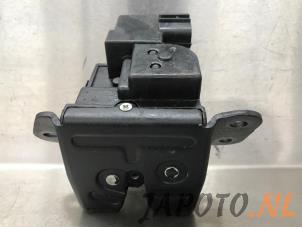 Used Tailgate lock mechanism Hyundai iX20 (JC) 1.6i 16V Price € 49,99 Margin scheme offered by Japoto Parts B.V.