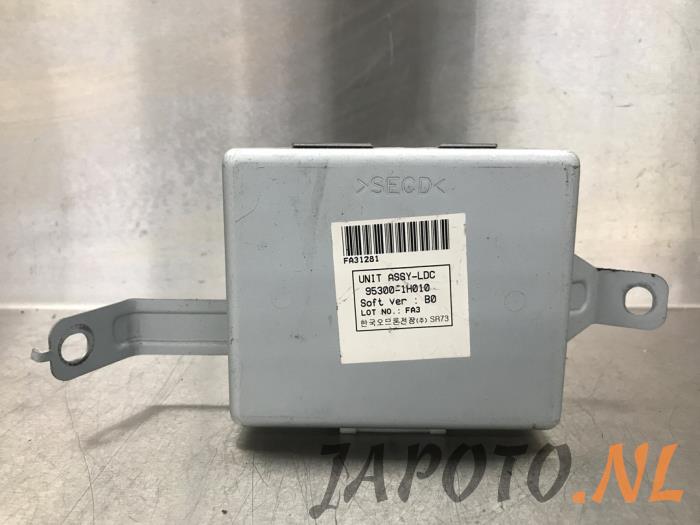 Used Power steering computer Kia Pro cee'd (EDB3) 1.4 CVVT 16V Price € 52,45 Margin scheme offered by Japoto Parts B.V.