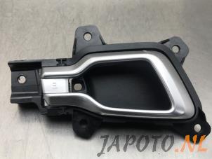 Used Rear door handle 4-door, right Kia Sportage (NQ5) 1.6 T-GDi Hybrid 16V AWD Price € 24,95 Margin scheme offered by Japoto Parts B.V.