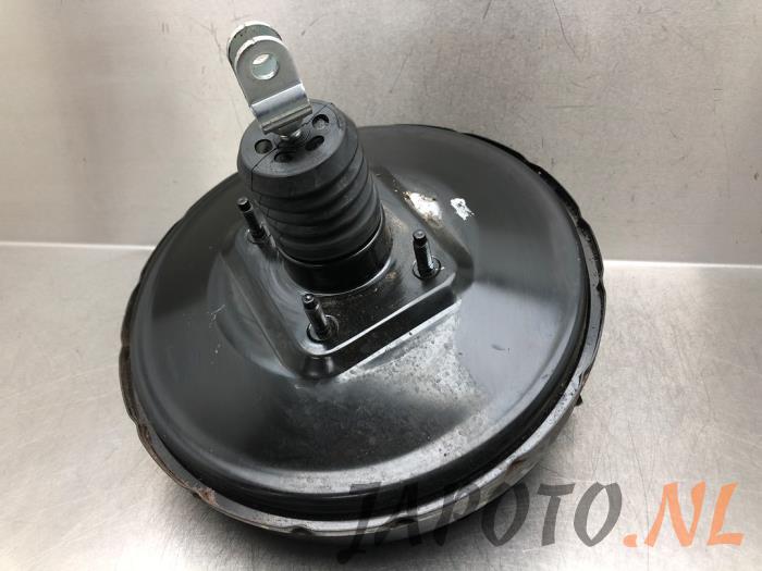 Usagé Servo frein Hyundai iX20 (JC) 1.6i 16V Prix € 52,45 Règlement à la marge proposé par Japoto Parts B.V.