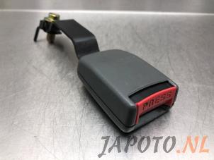 Usagé Attache ceinture avant droite Hyundai Atos 1.0 12V Prix € 14,95 Règlement à la marge proposé par Japoto Parts B.V.