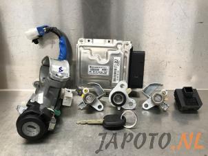 Used Ignition lock + computer Hyundai i10 (F5) 1.0i 12V Price € 149,95 Margin scheme offered by Japoto Parts B.V.