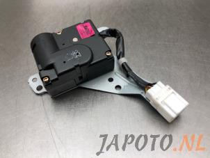 Used Heater valve motor Hyundai Santa Fe I 2.0 16V 4x2 Price € 14,95 Margin scheme offered by Japoto Parts B.V.